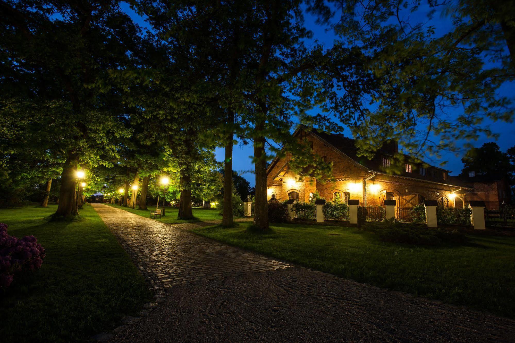 Palac Ciekocinko Hotel Resort & Wellness Экстерьер фото